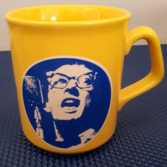 **SOLD ** (D) Broadway Lover Mugs - Set of 5 - Picture 8 of 12